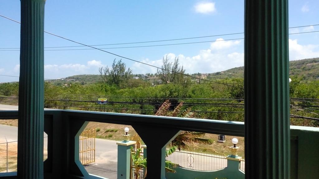 Hotel Tropik Leadonna Montego Bay Luaran gambar
