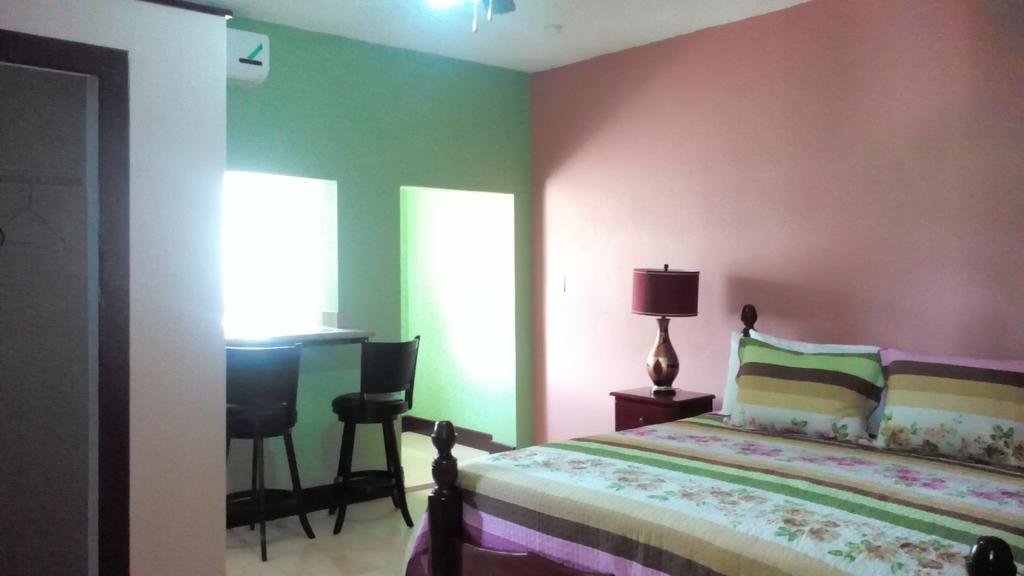 Hotel Tropik Leadonna Montego Bay Luaran gambar