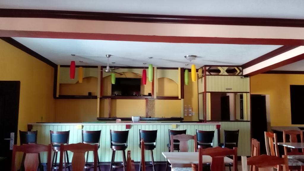 Hotel Tropik Leadonna Montego Bay Luaran gambar