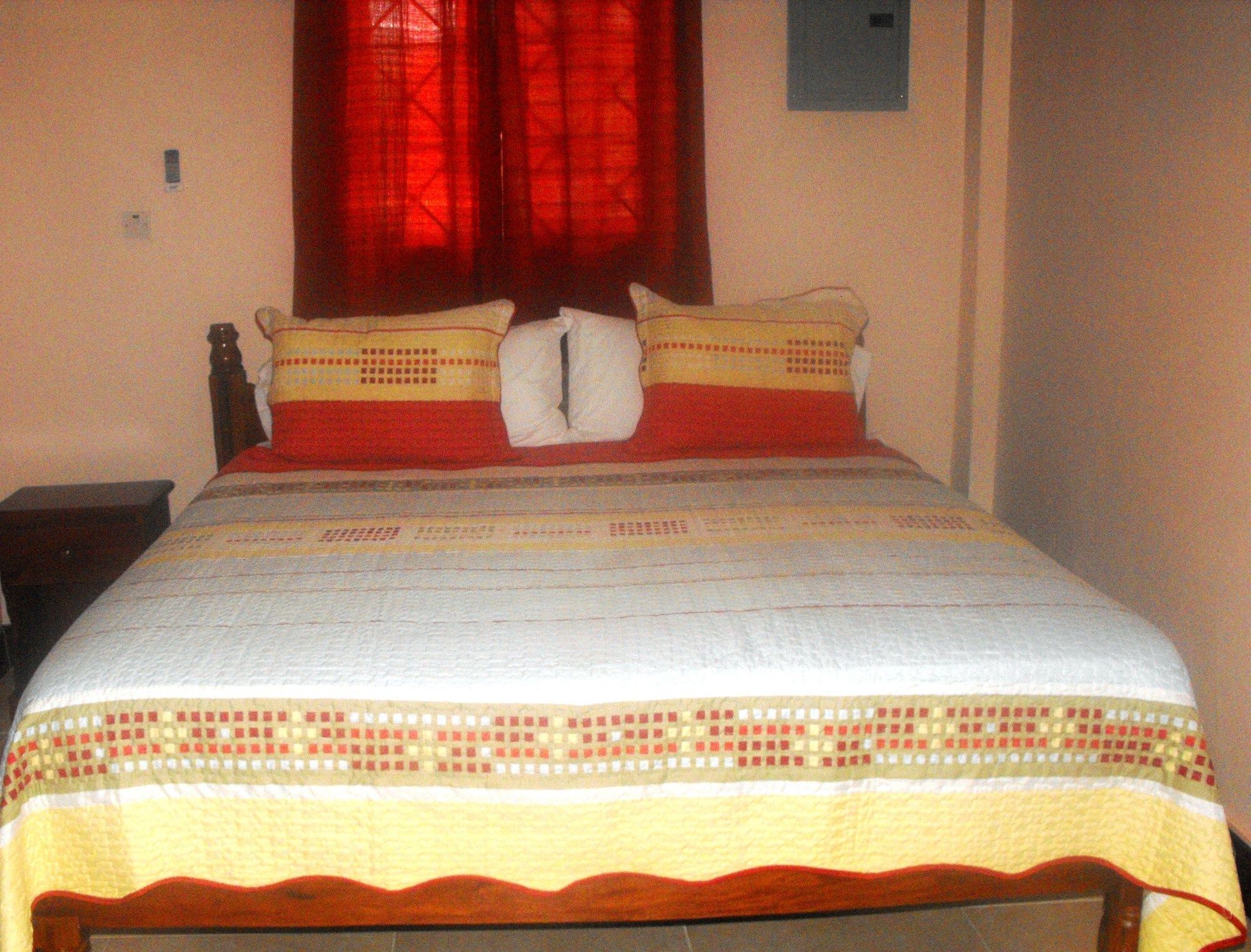 Hotel Tropik Leadonna Montego Bay Luaran gambar