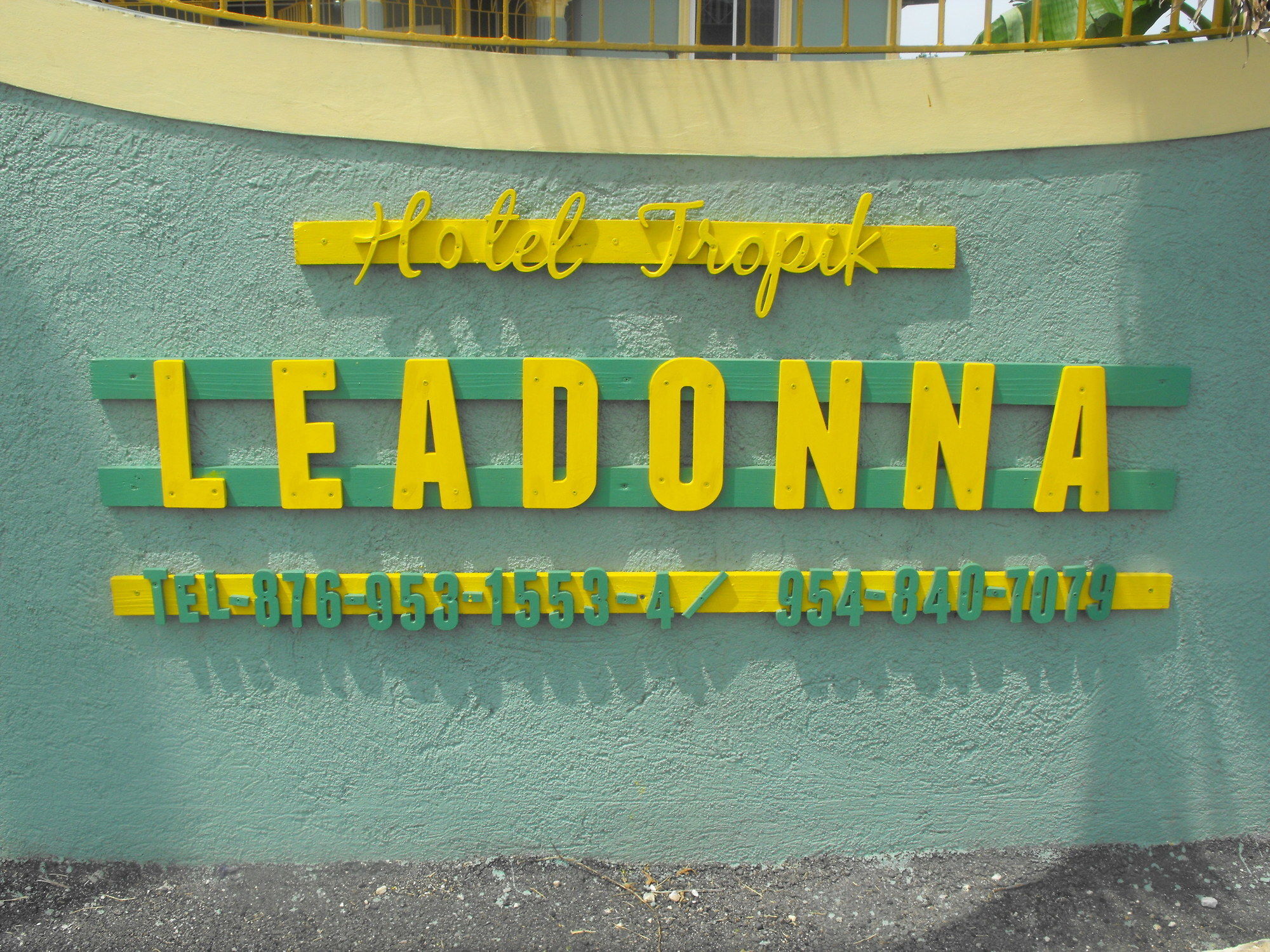 Hotel Tropik Leadonna Montego Bay Luaran gambar