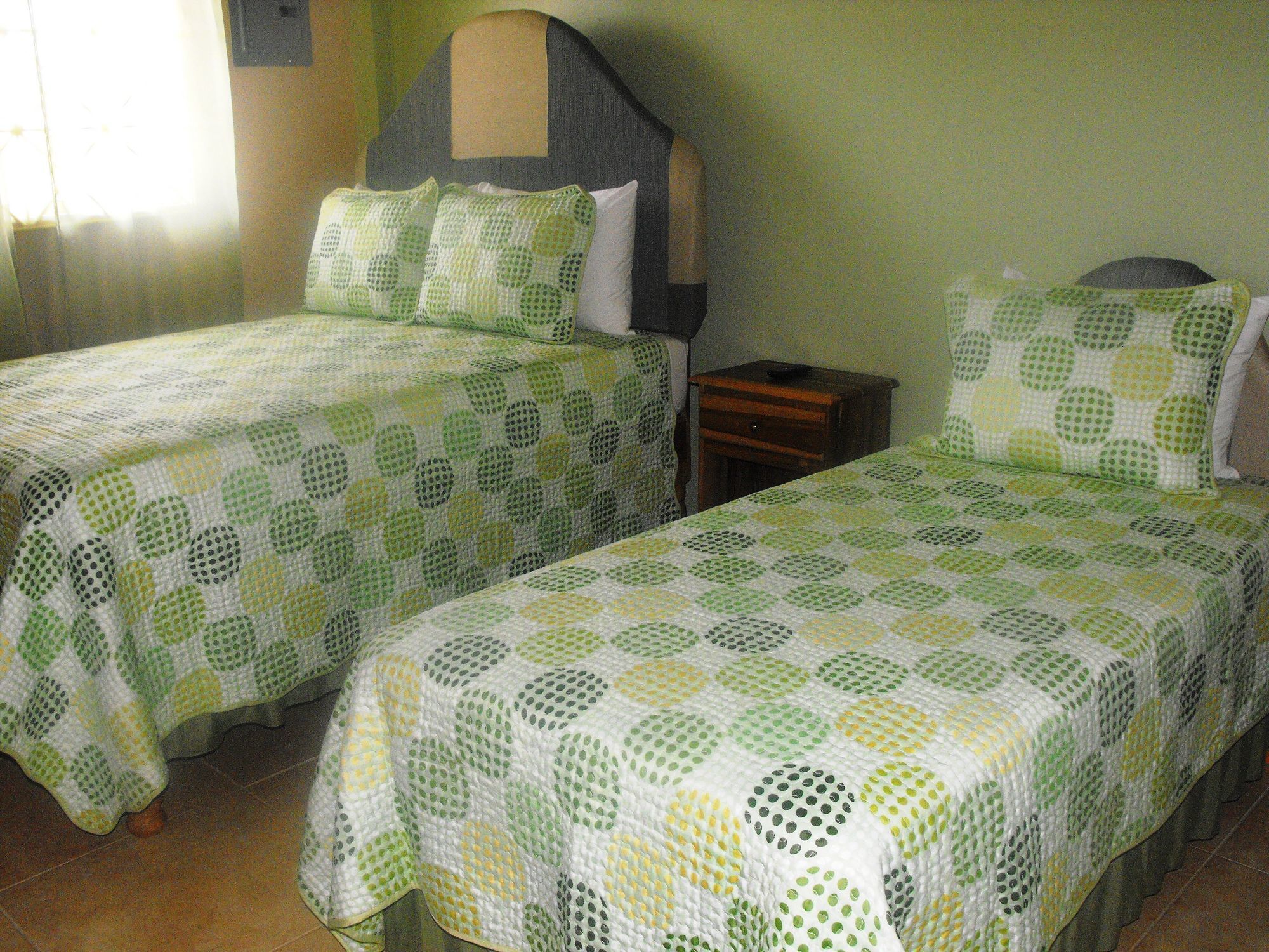 Hotel Tropik Leadonna Montego Bay Luaran gambar