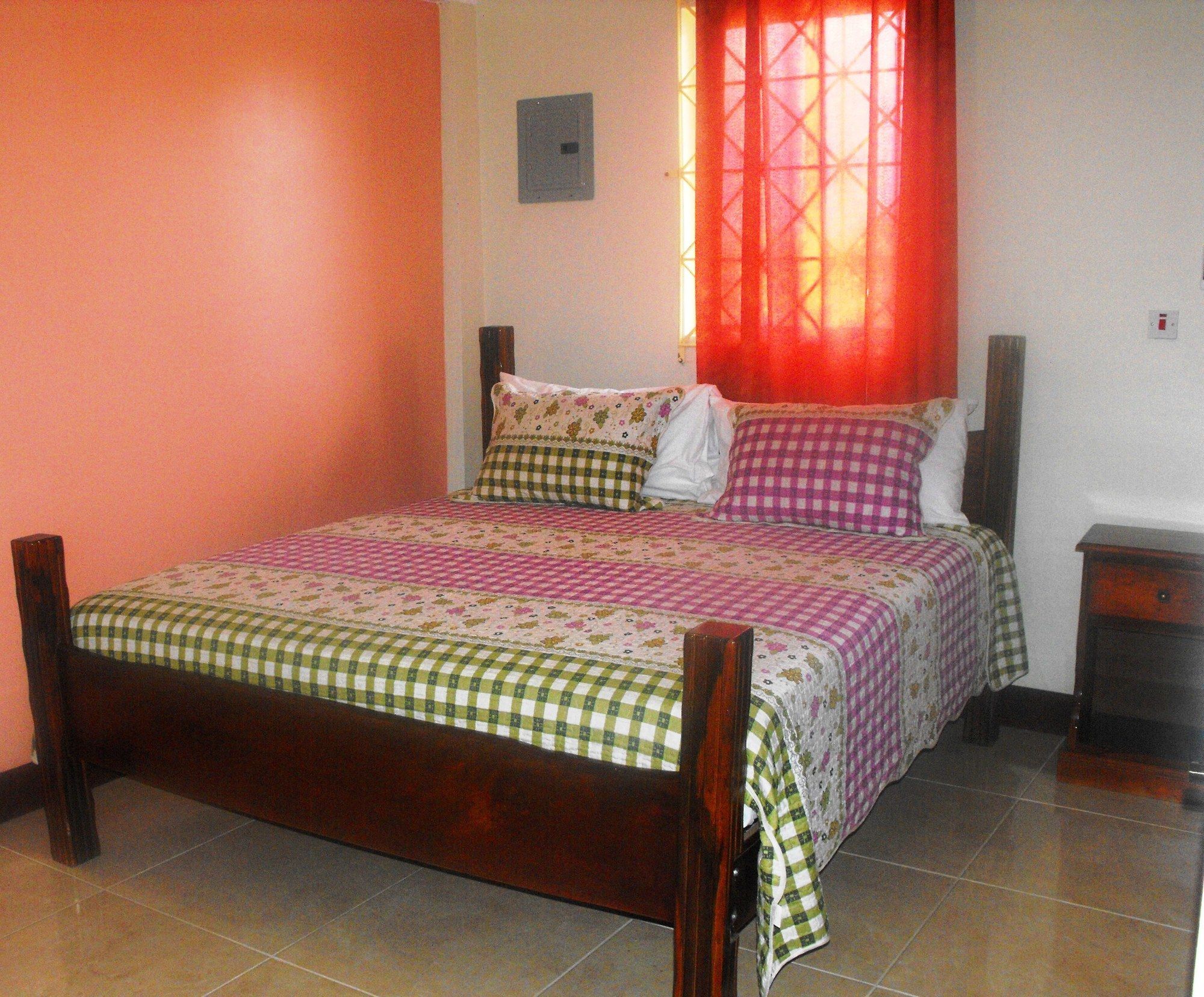 Hotel Tropik Leadonna Montego Bay Luaran gambar